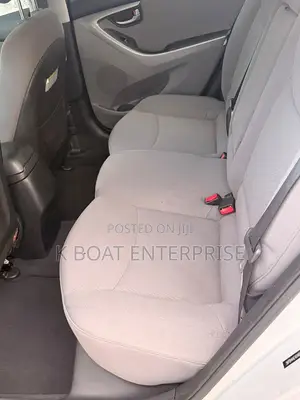 Hyundai Elantra SE Sedan FWD (1.8L 4cyl 6M) 2016 Silver