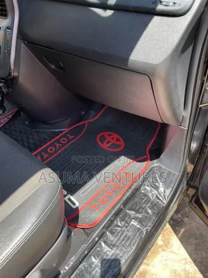 Toyota Voxy V 2WD 8-Seater 2013 Black