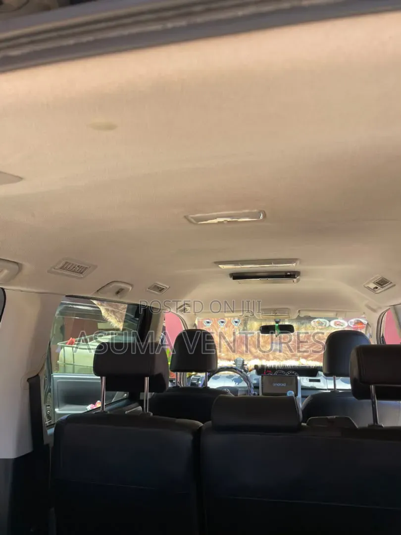 Toyota Voxy V 2WD 8-Seater 2013 Black