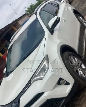 Toyota RAV4 2018 White
