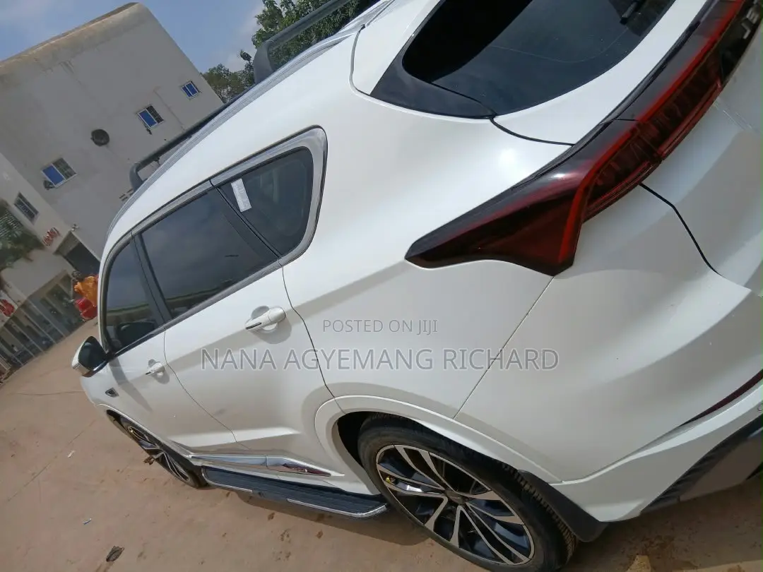 Jetour X70 Plus 2021 White