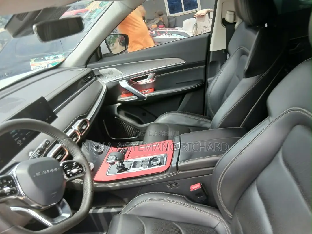 Jetour X70 Plus 2021 White