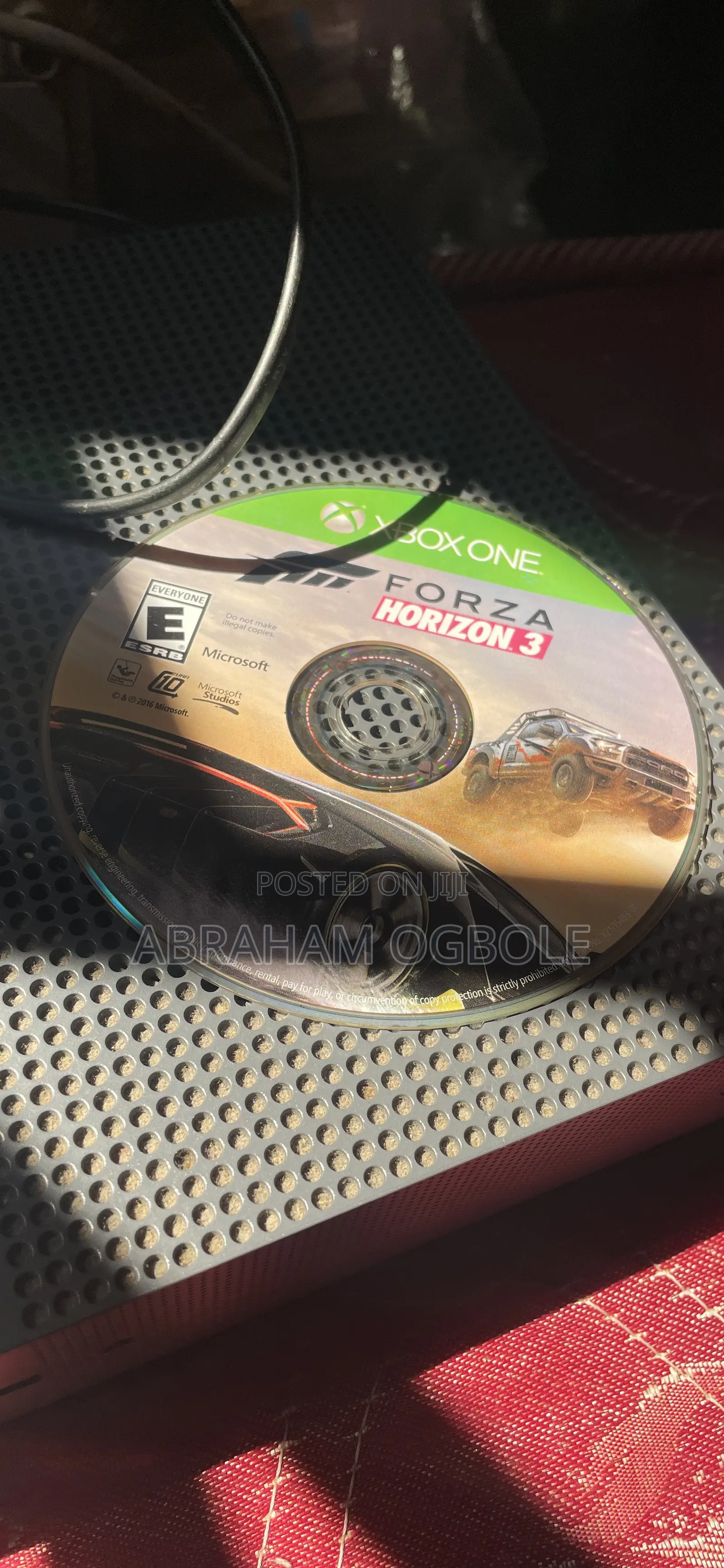 Xbox One S 500gb With One Game