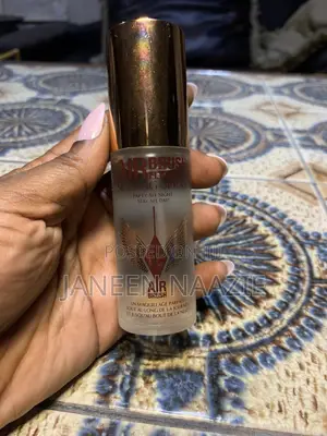 Charlotte Tilbury Airbrush Flawless Setting Spray