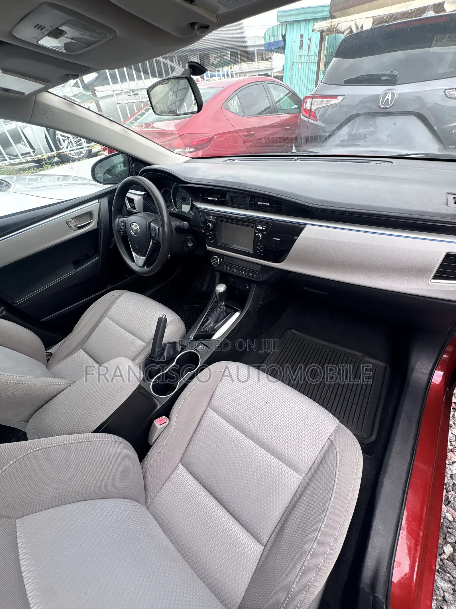 Toyota Corolla LE Eco 4dr Sedan (1.8L 4cyl CVT) 2016 Red