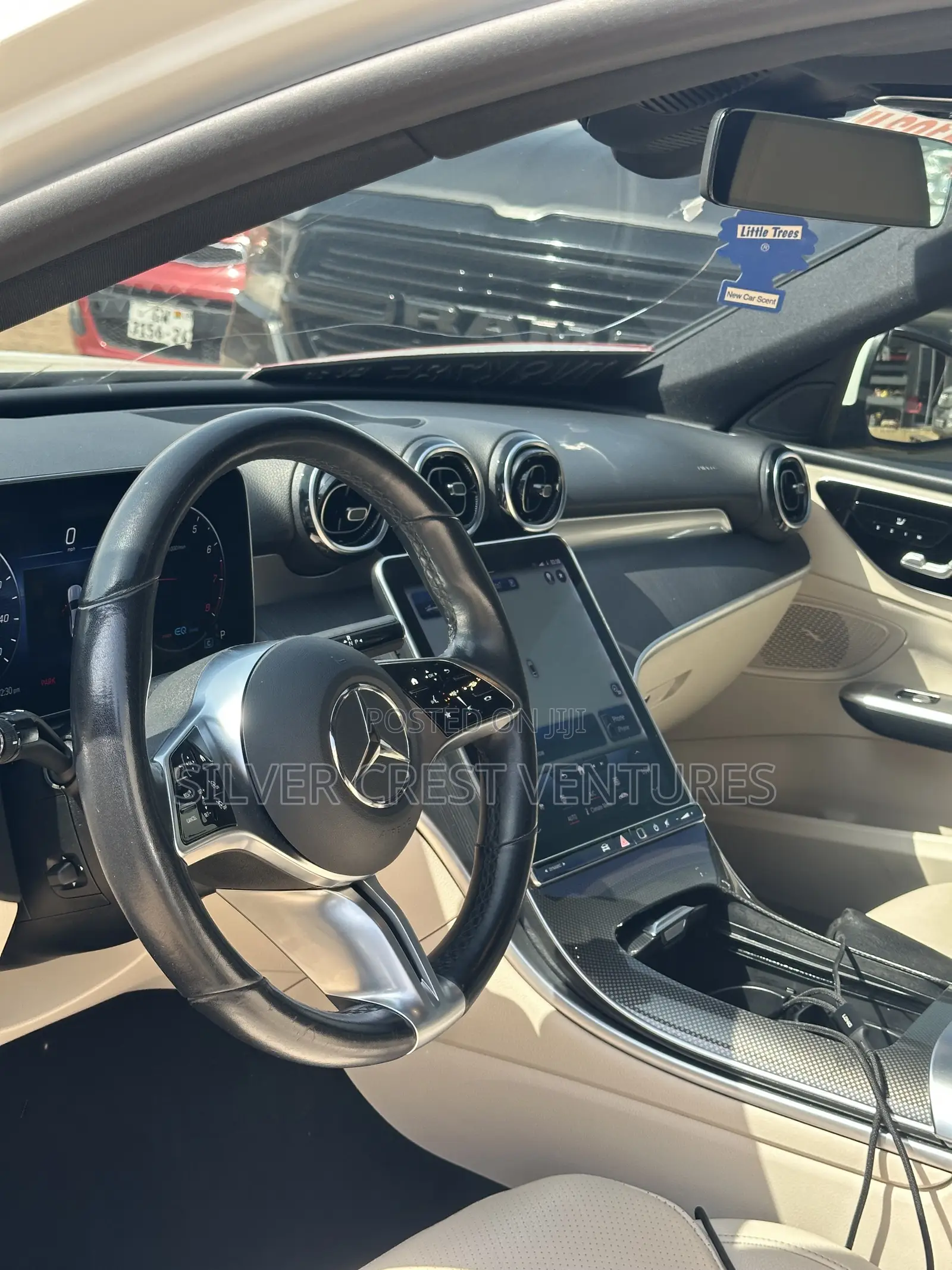 Mercedes-Benz C300 2023 White