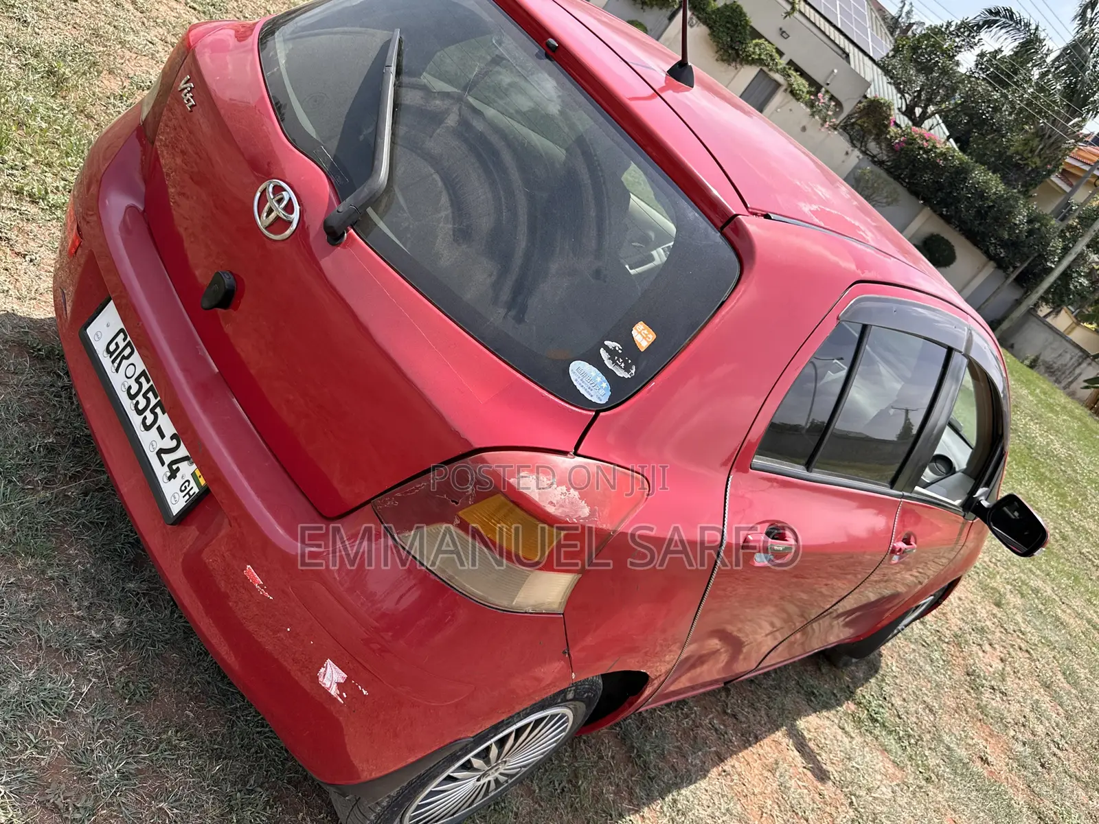 Toyota Vitz 2010 Red