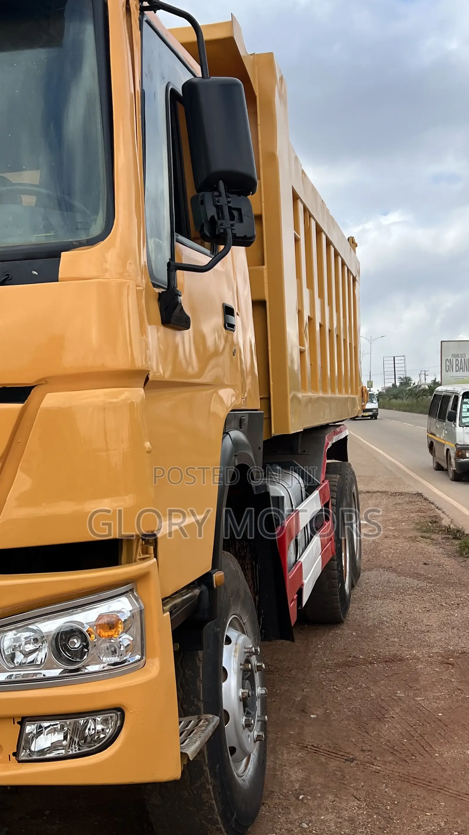 20 Cubic Dump Truck