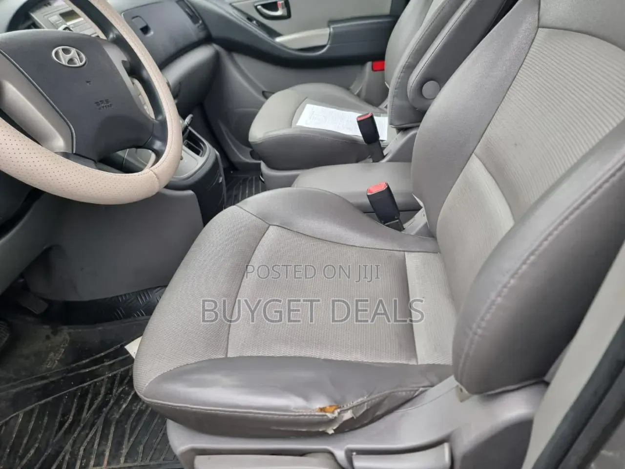 Hyundai Starex 2013 White