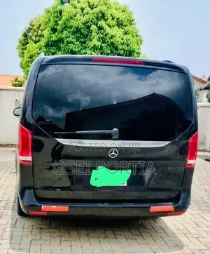 Mercedes-Benz V-Class 2018 Black