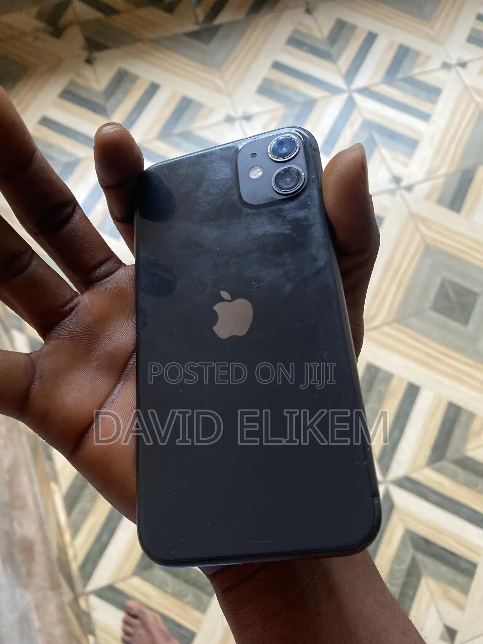 Apple iPhone 11 64 GB Black