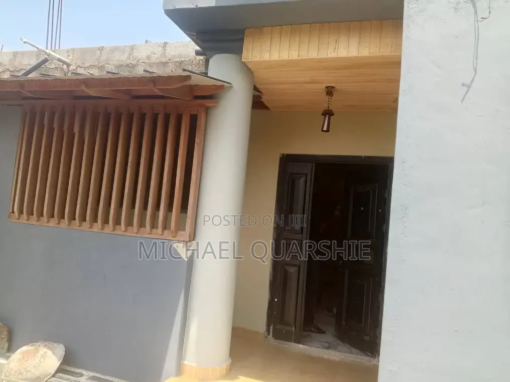 1bdrm House in Ablekuma Canada, Olebu for rent