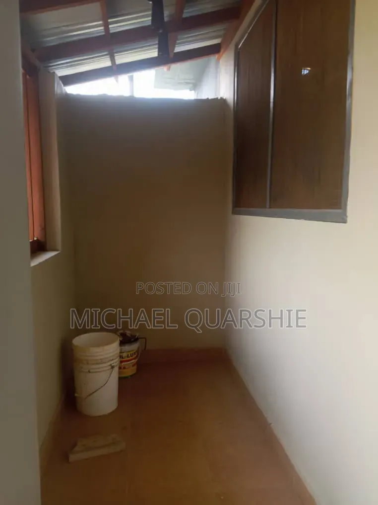 1bdrm House in Ablekuma Canada, Olebu for rent