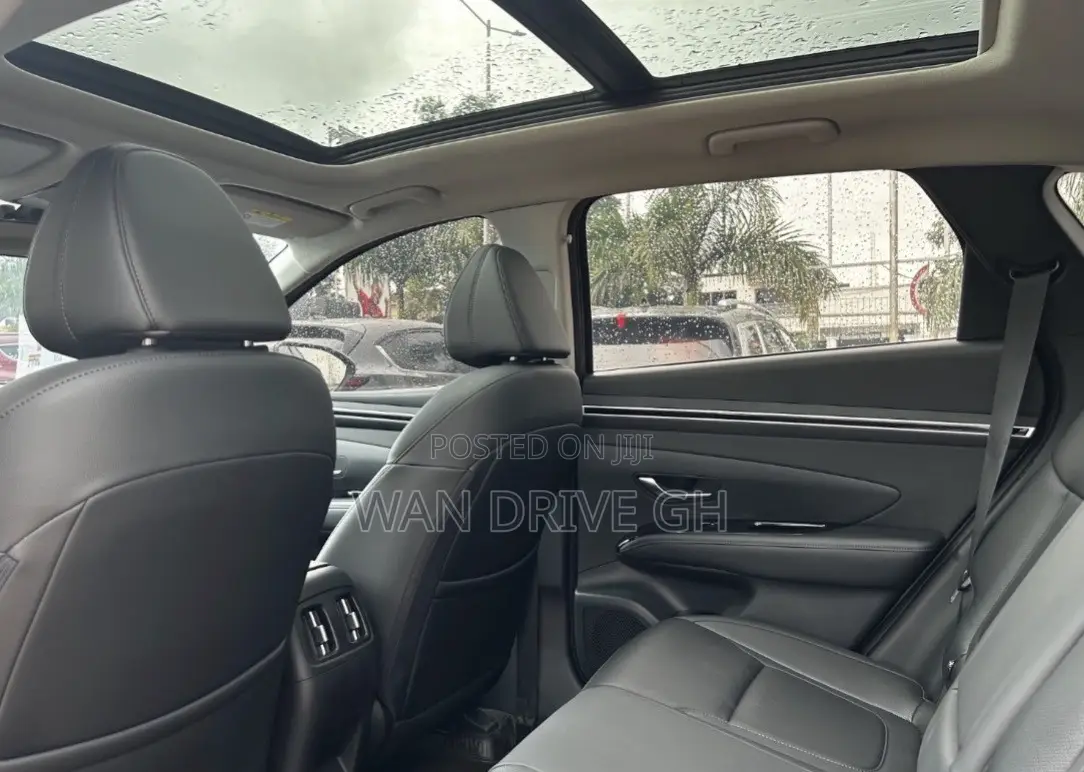Hyundai Tucson SE 2021 Green