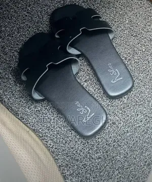 Simple Hermes Slippers