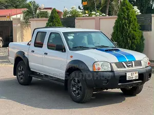 Nissan Hardbody 2019 White