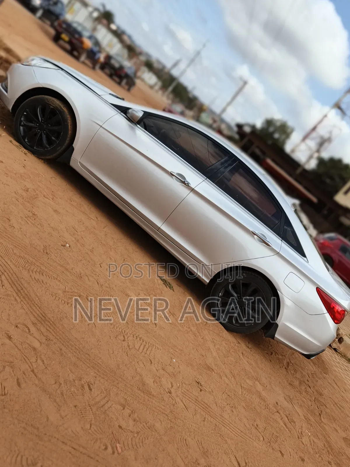 Hyundai Sonata GLS Sedan FWD (2.4L 4cyl 6A) 2013 Silver