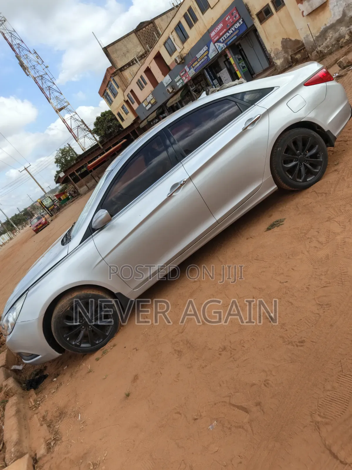 Hyundai Sonata GLS Sedan FWD (2.4L 4cyl 6A) 2013 Silver