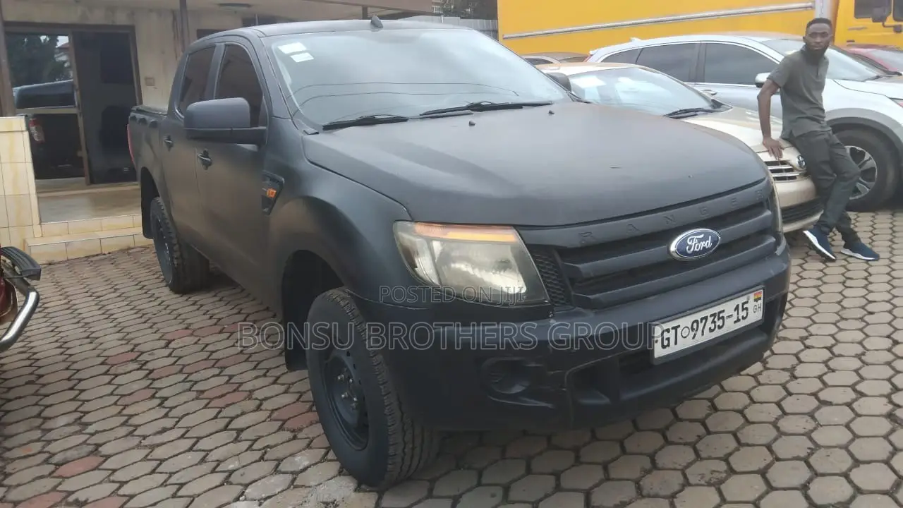 Ford Ranger Wildtrak 2015 Maroon