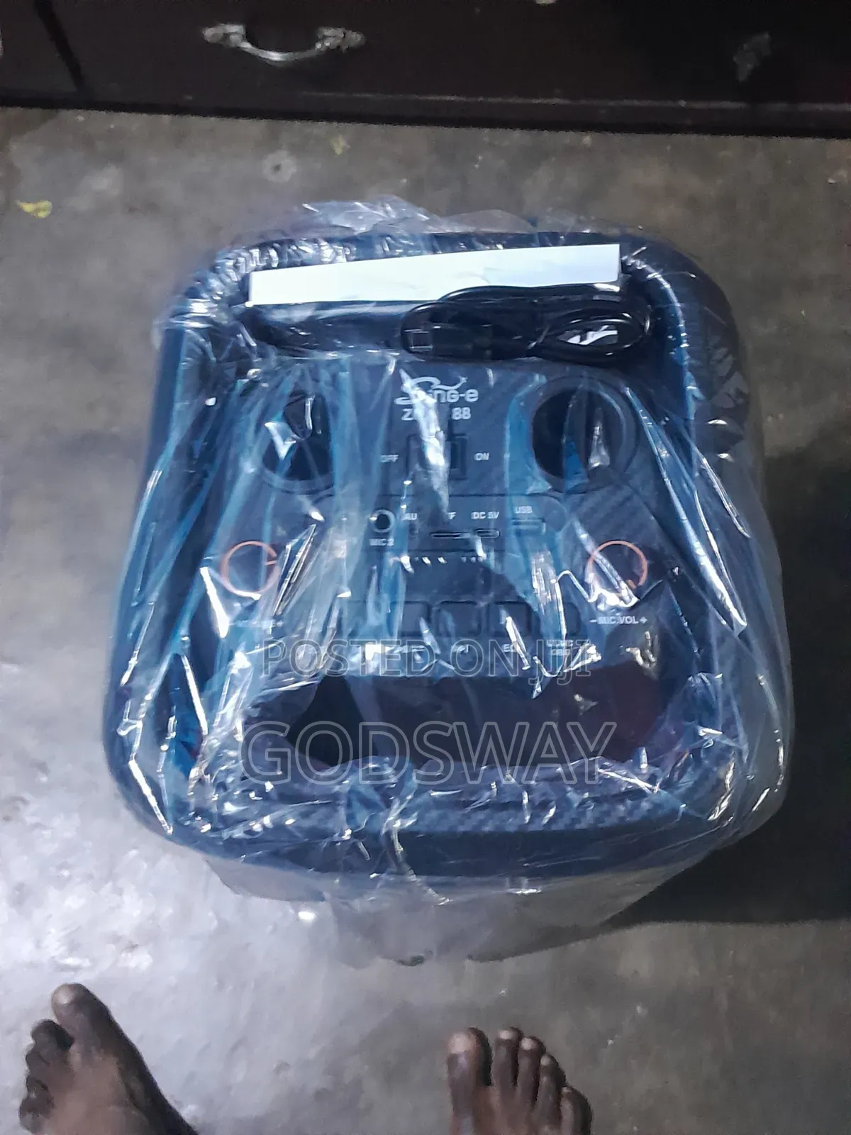  Sing-E Zqs8288 Super Bass Party Speaker – Brand New 