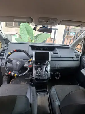 Toyota Voxy 2013 Black