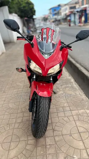 Honda CBR 2018 Red