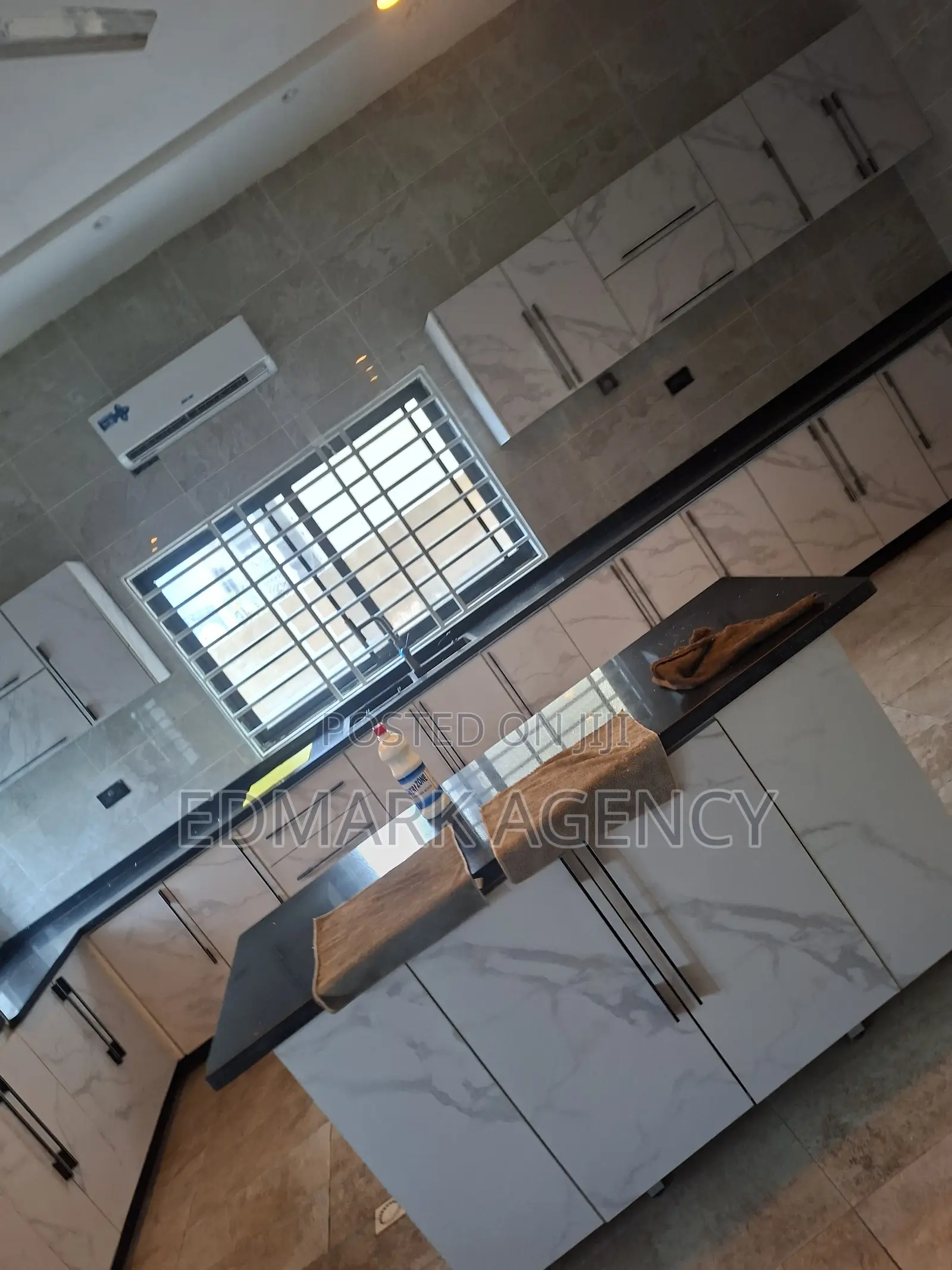 4bdrm House in Kwabenya for sale