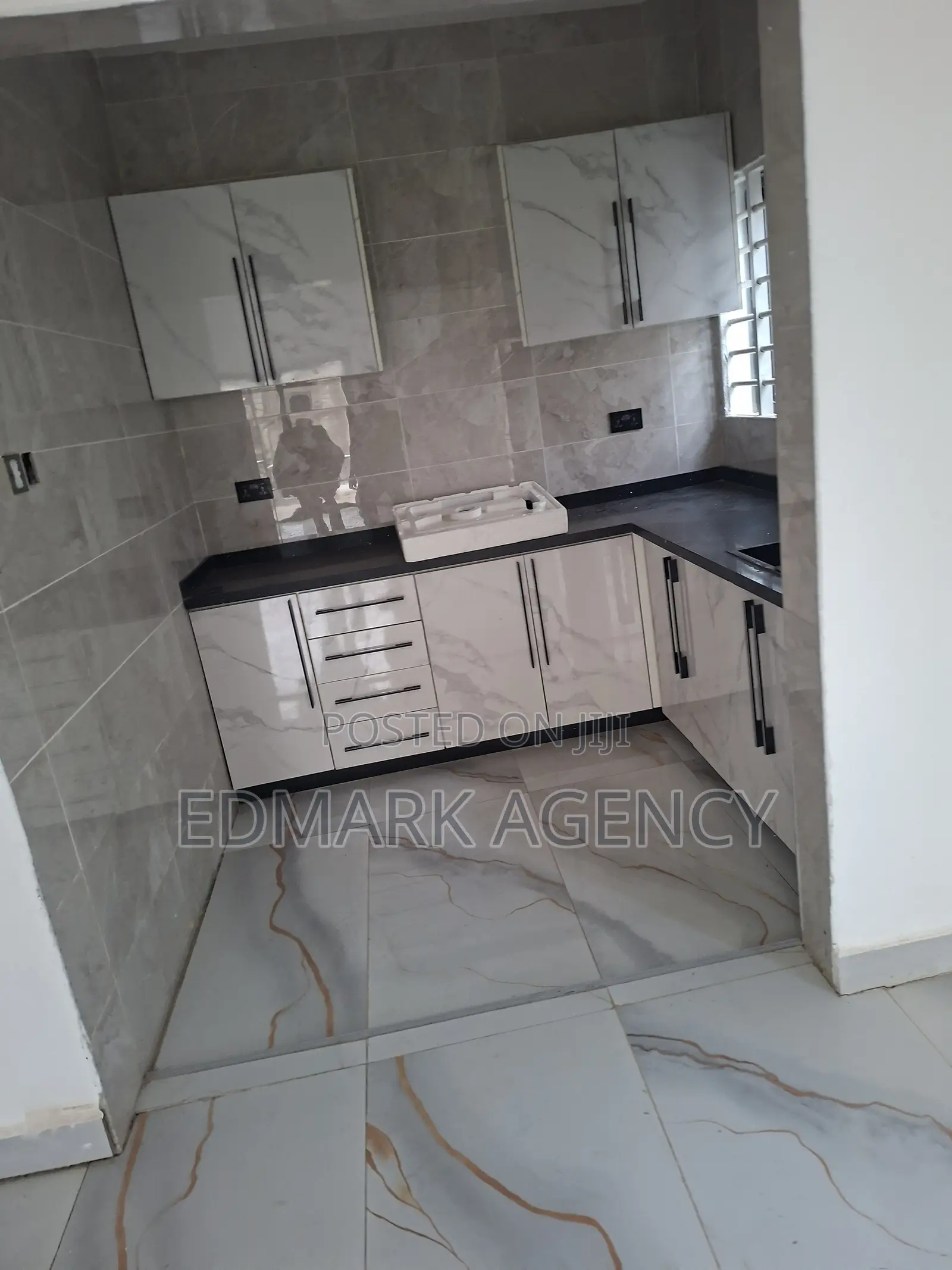 4bdrm House in Kwabenya for sale