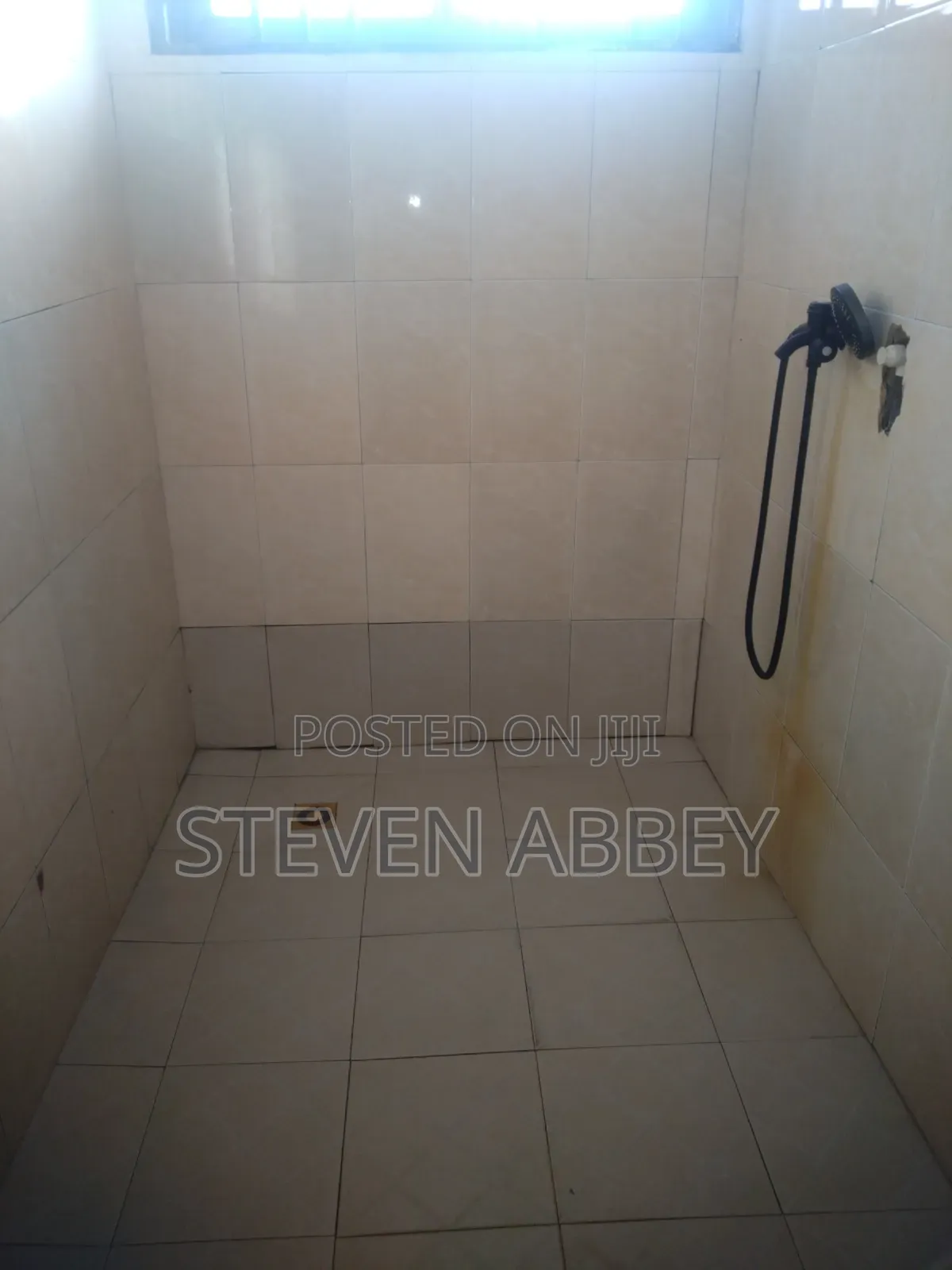 3bdrm Apartment in Adom Agency, Teshie for rent
