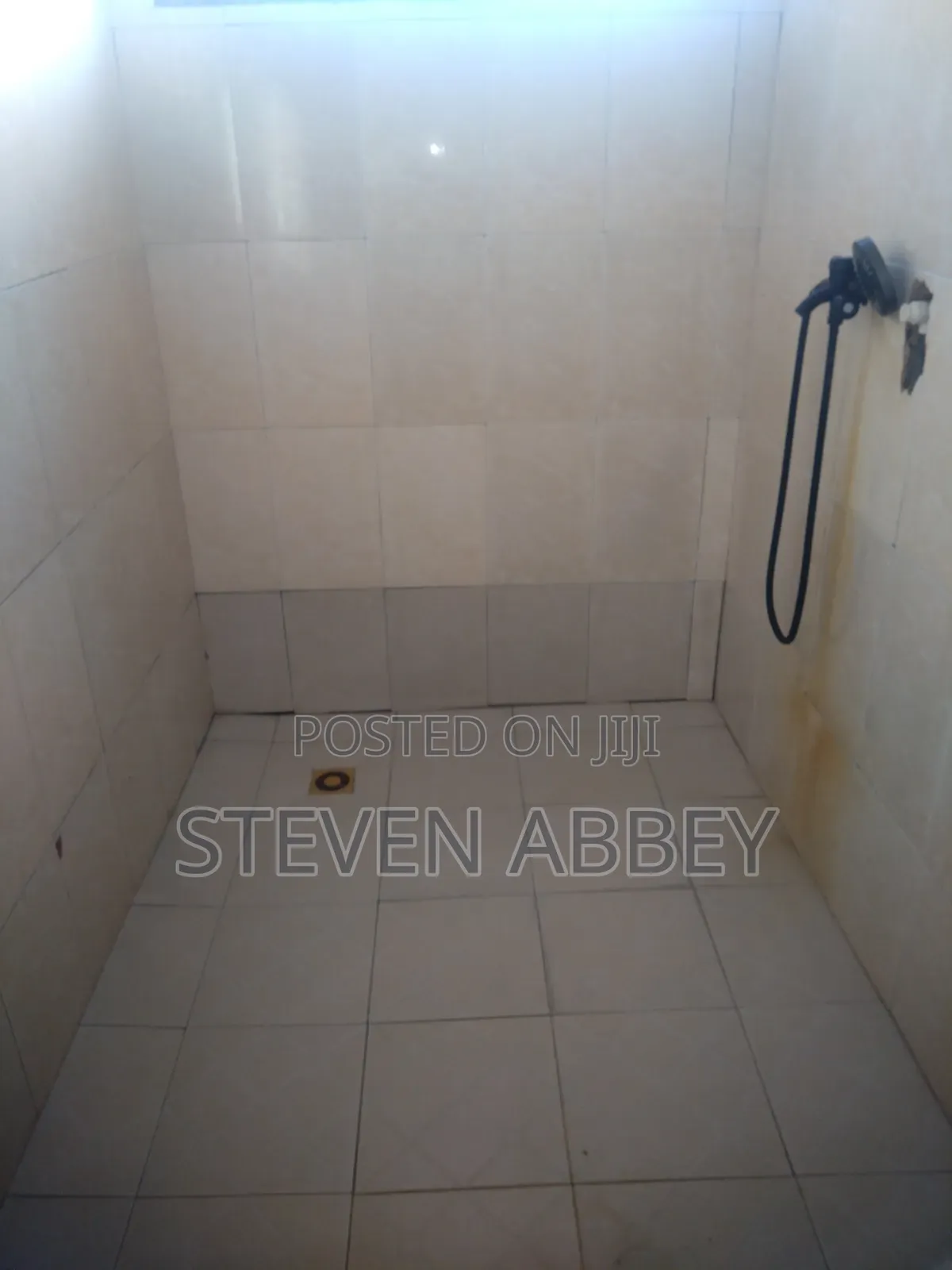 3bdrm Apartment in Adom Agency, Teshie for rent