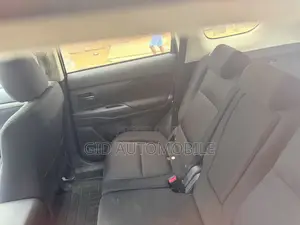 Mitsubishi Outlander 2017 Gray