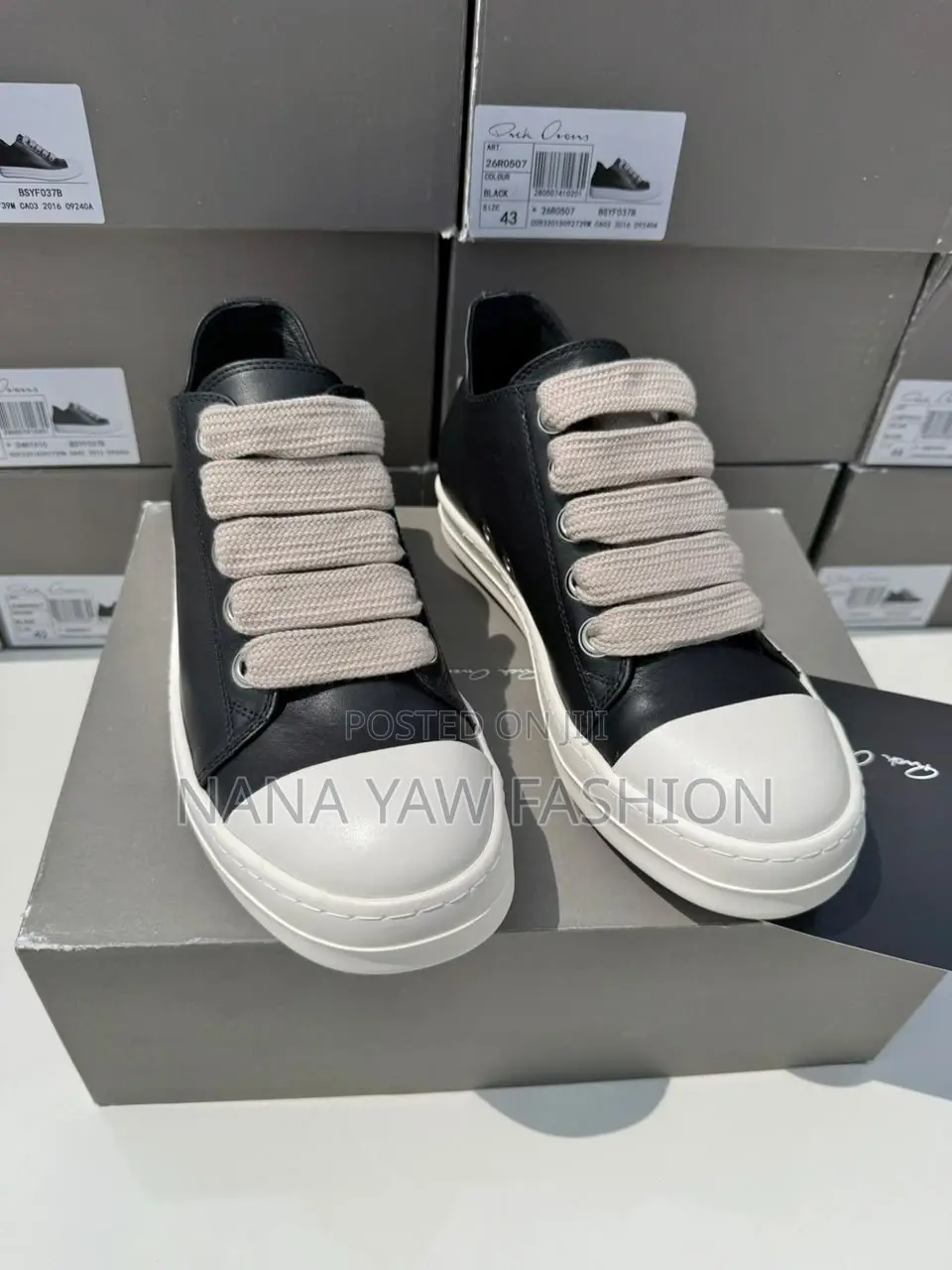 Boys Kicks