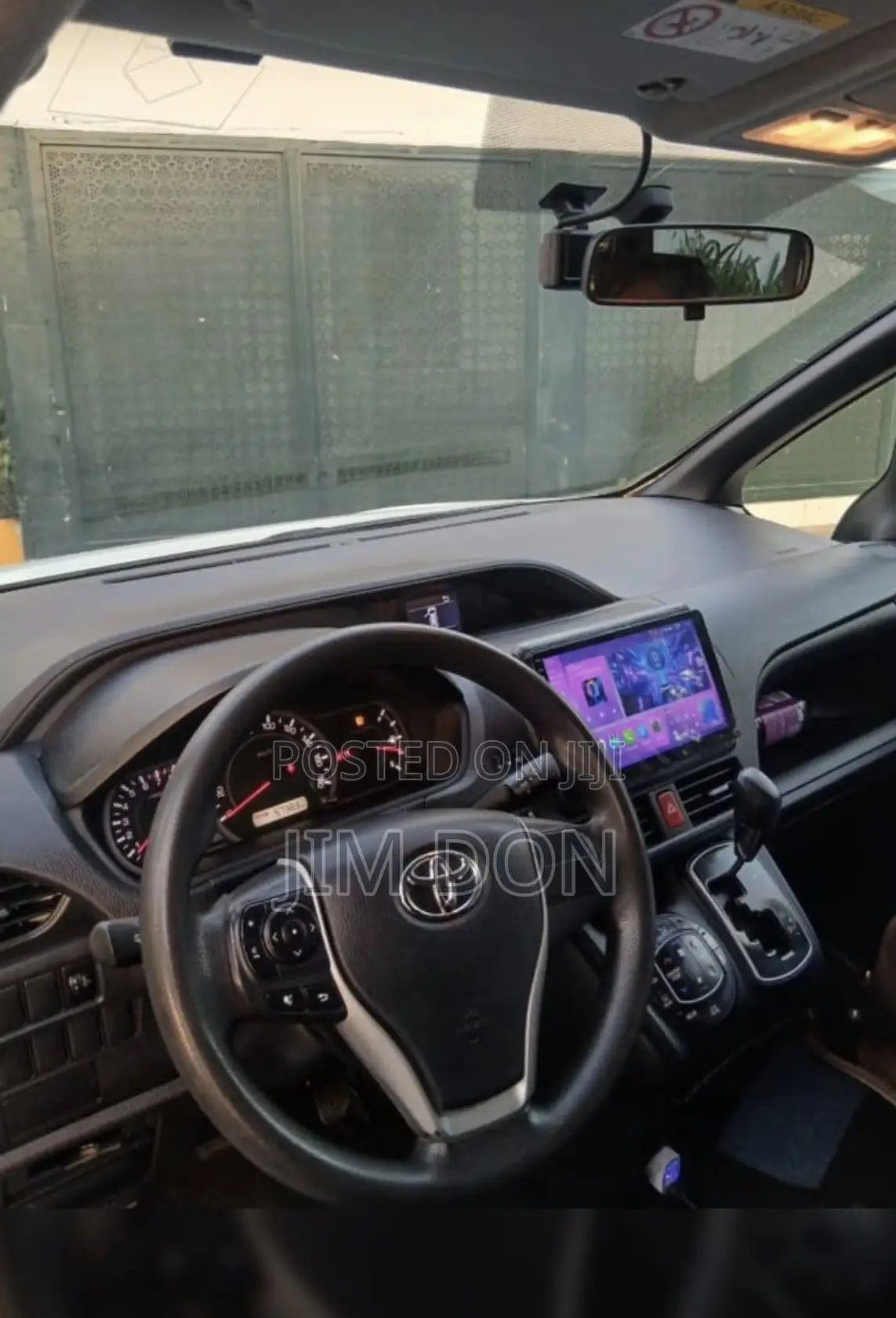 Toyota TownAce 2017 White