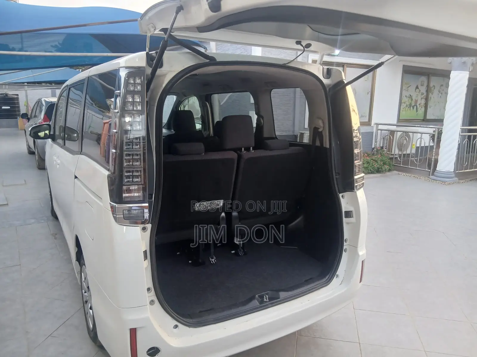 Toyota TownAce 2017 White