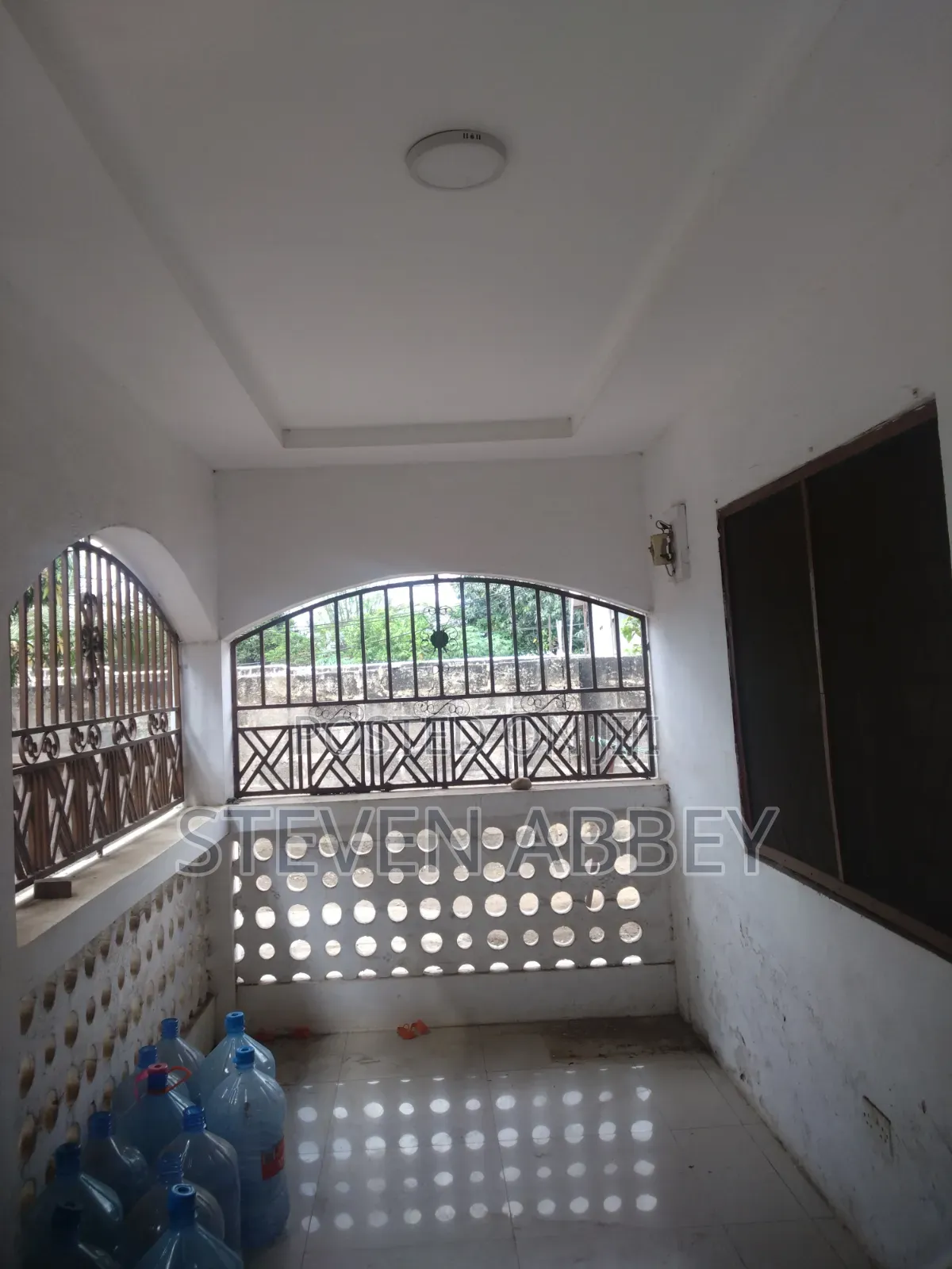 3bdrm Apartment in Adom Agency, Teshie for rent