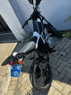 Yamaha 2017 Yellow