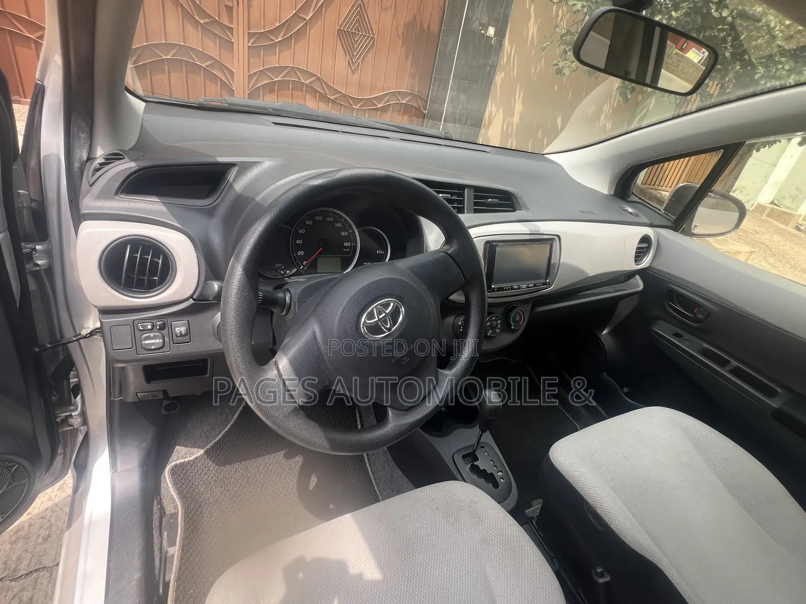 Toyota Vitz 1.5 FWD 3dr 2013 Blue