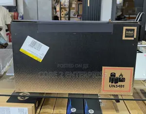New Laptop Alienware 15 32GB AMD Ryzen 7 SSD 1T