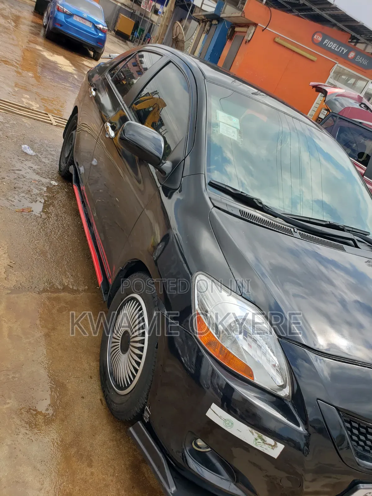 Toyota Yaris 2010 Black