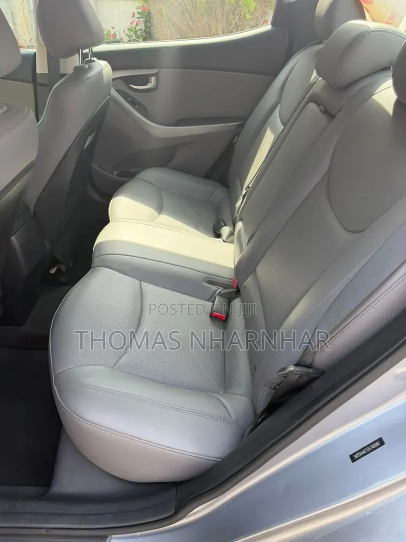Hyundai Elantra 2016 Silver