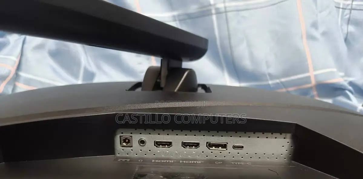 MSI G274QPX Gaming Monitor 240Hz