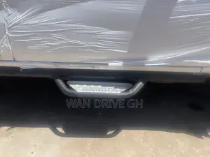 Nissan Navara 2018 White