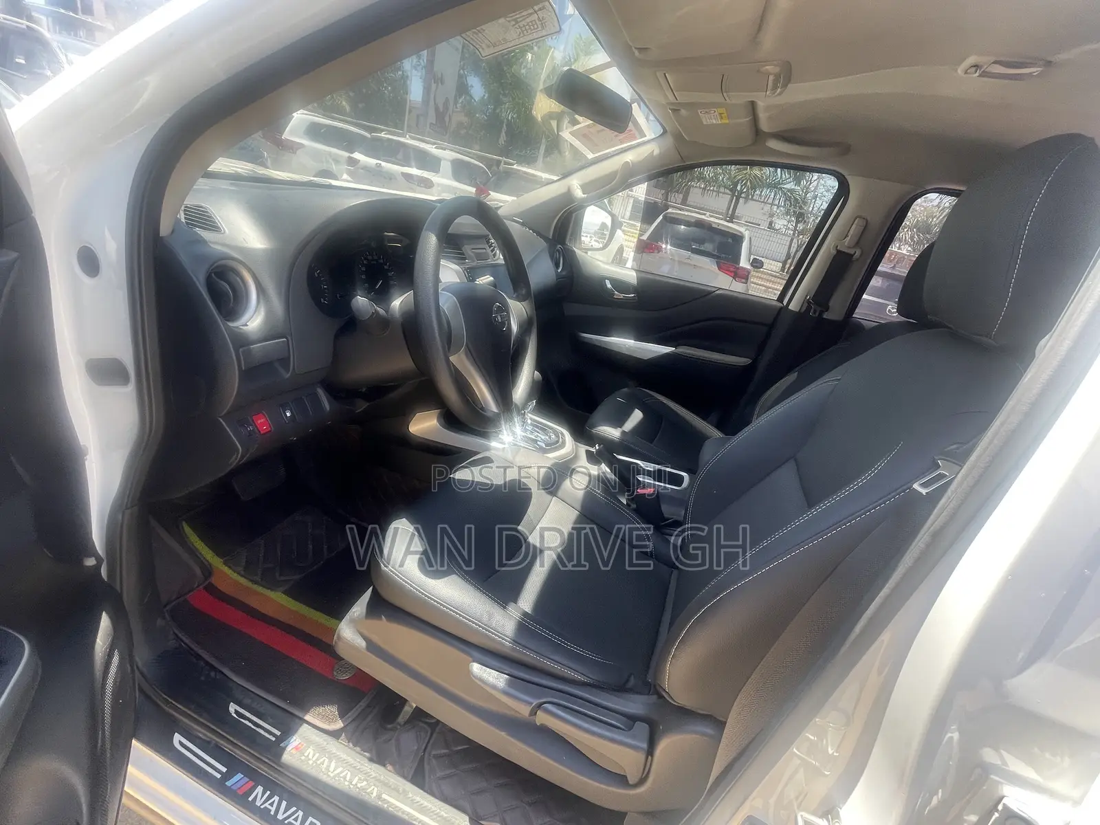 Nissan Navara 2018 White