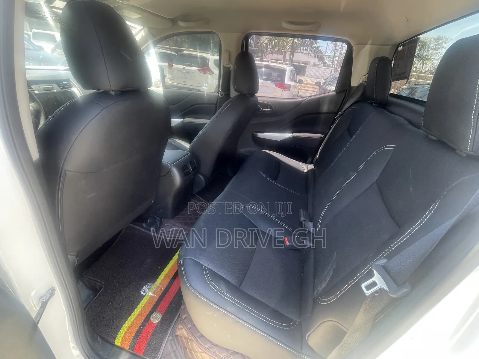 Nissan Navara 2018 White