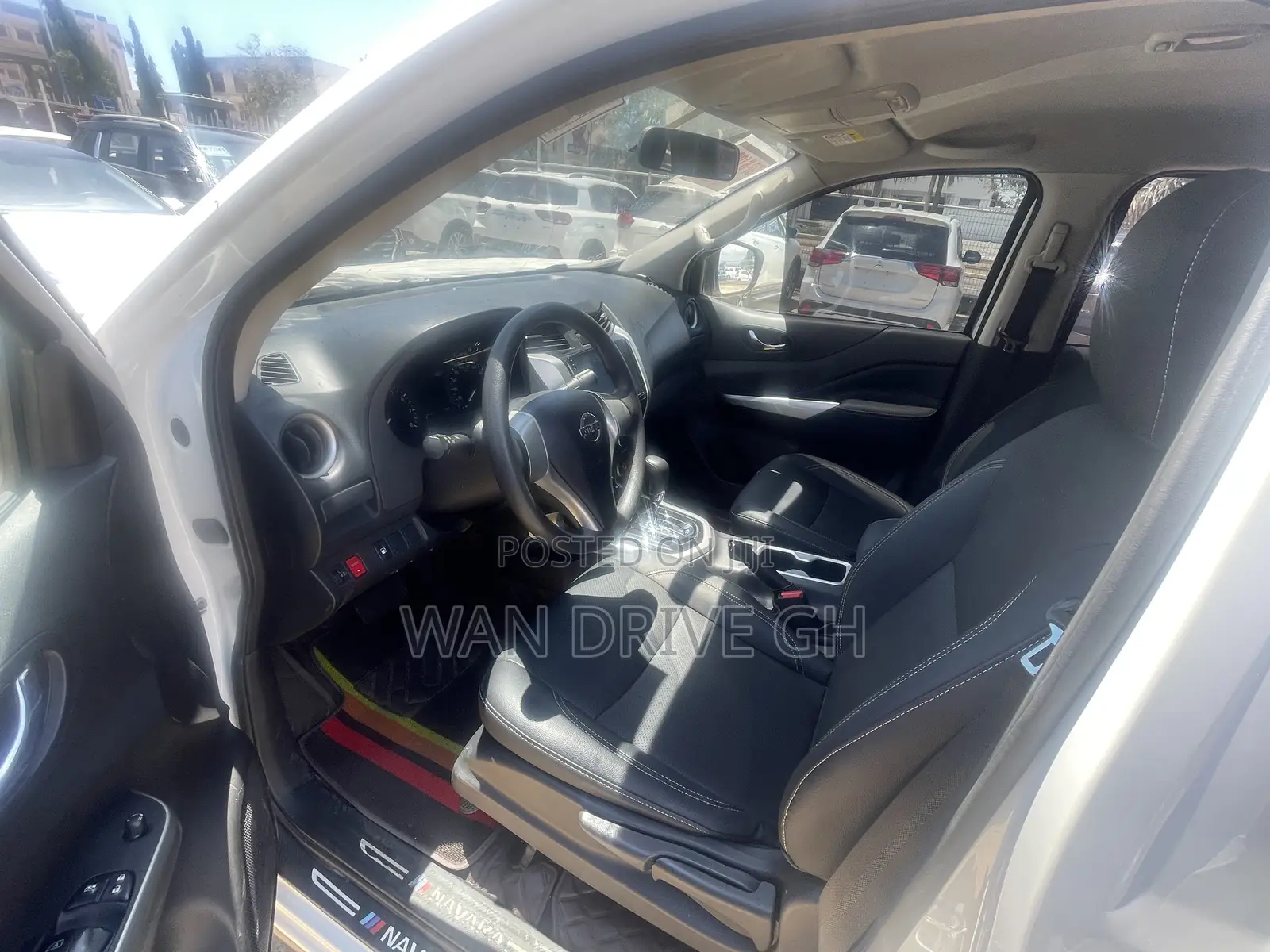 Nissan Navara 2018 White