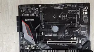 I7 9700k + Gigabyte Z390 GAMING X Motherboard and CPU Combo,