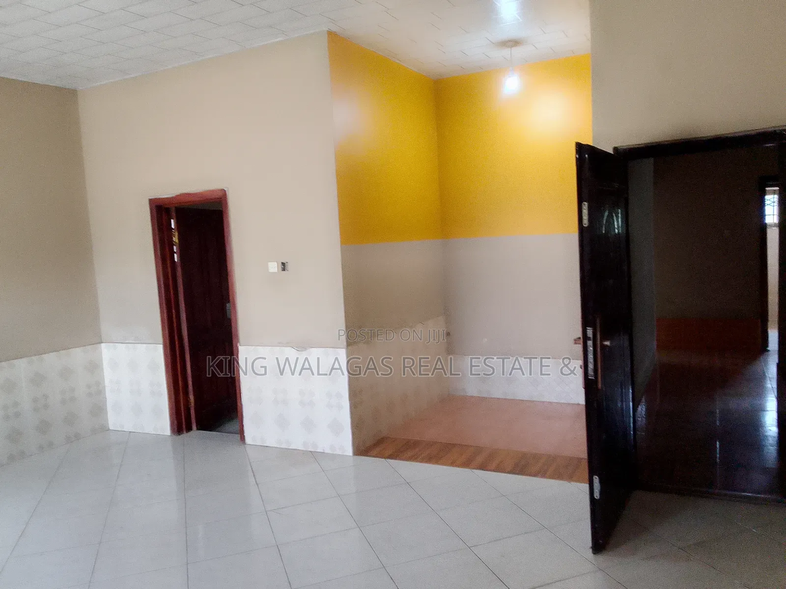3bdrm House in Near Lake Side Com 8, Adenta for rent