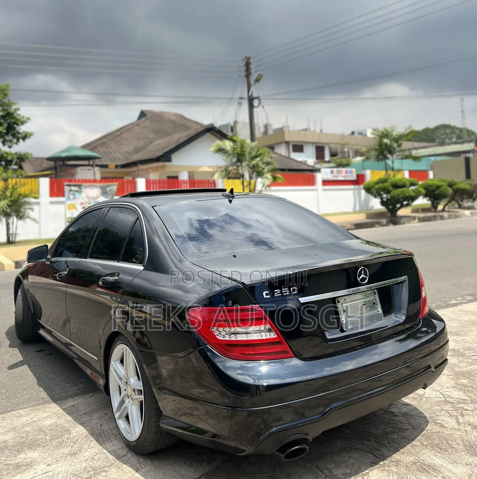 Mercedes-Benz C250 2014 Black