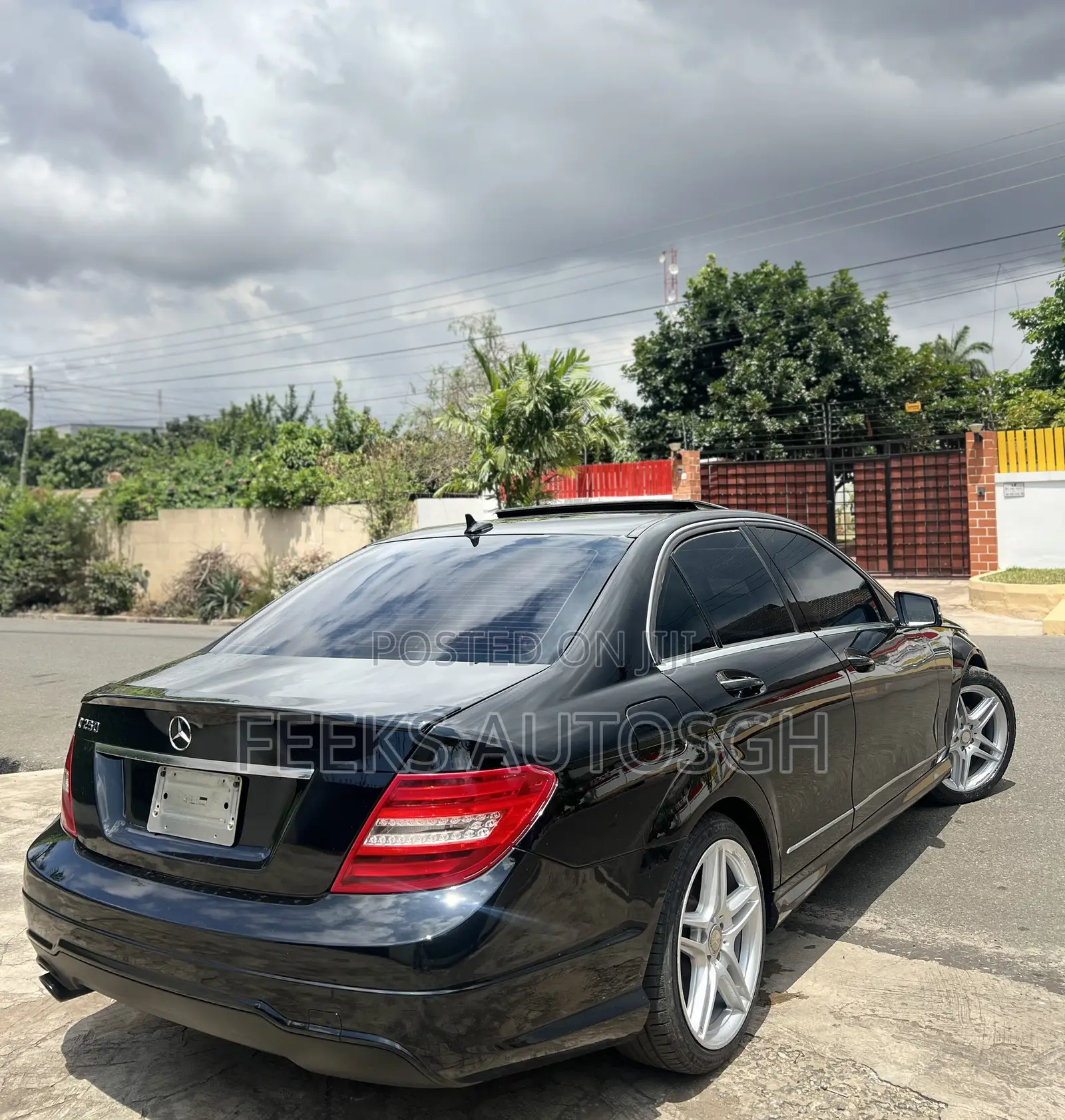 Mercedes-Benz C250 2014 Black
