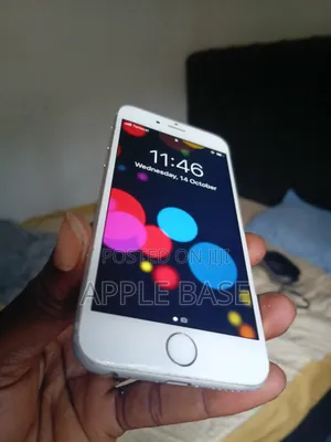 Apple iPhone 6s 32 GB Silver